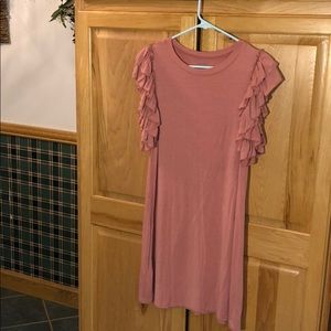 Dress with ruffle sleeves